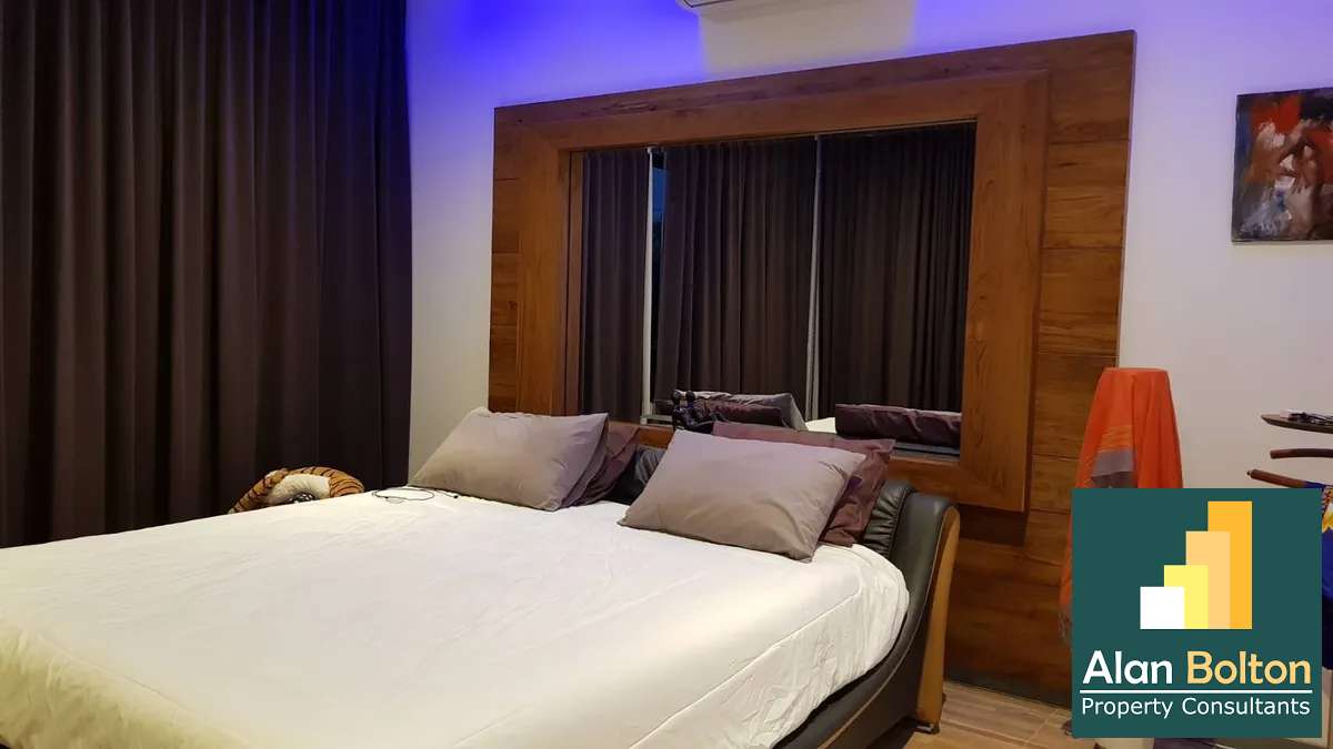 Pool villa 4 Bedrooms 5 Bathrooms in East Pattaya photo 5