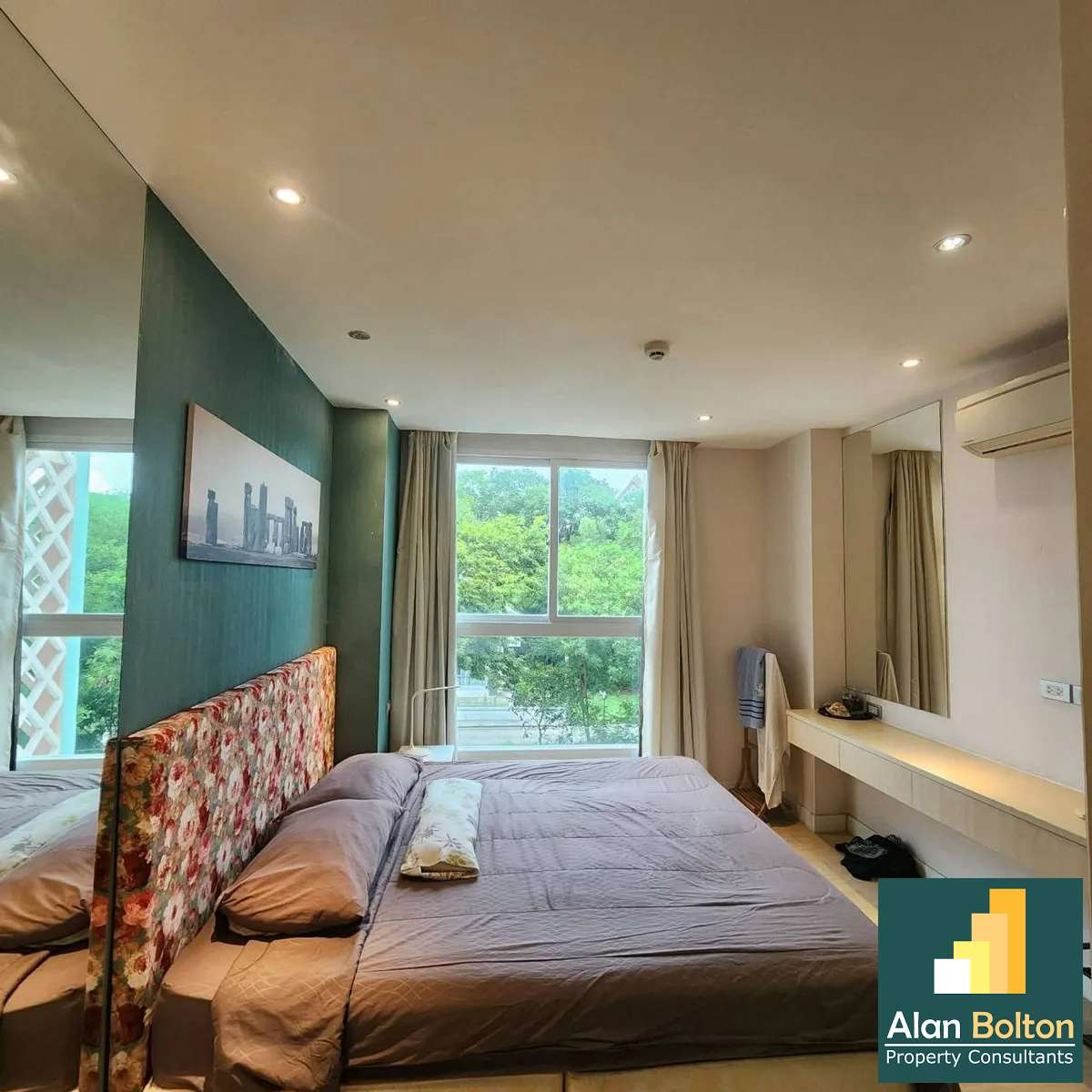 One Bedroom Condo For Rent photo 10