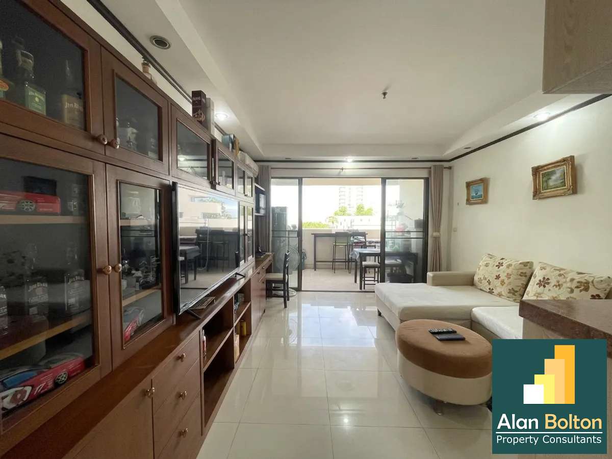 Partial Ocean View 2 Beds 2 Baths at Jomtien Paradise Condo