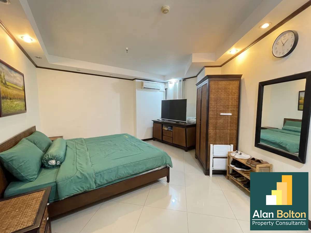 Partial Ocean View 2 Beds 2 Baths at Jomtien Paradise Condo photo 14