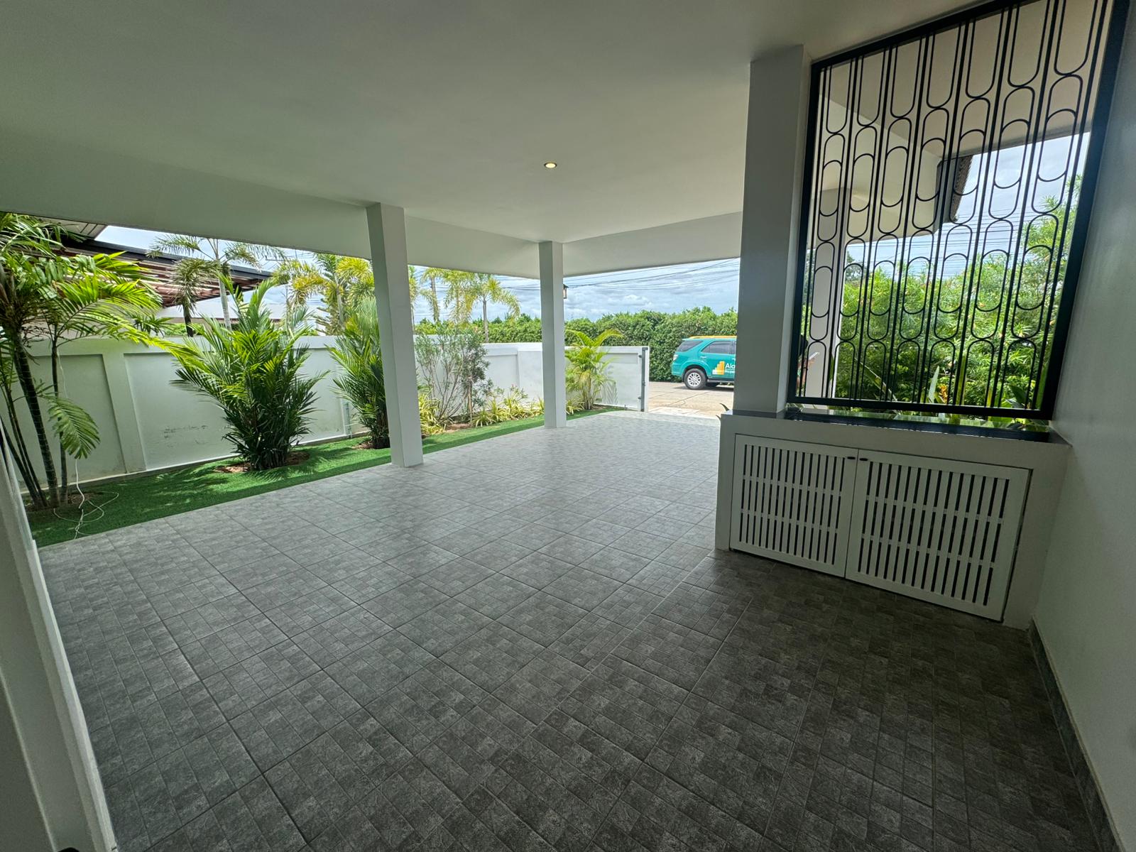 Brand New Modern 4 Bed 3 Bath Pool Villa In East Pattaya photo 26