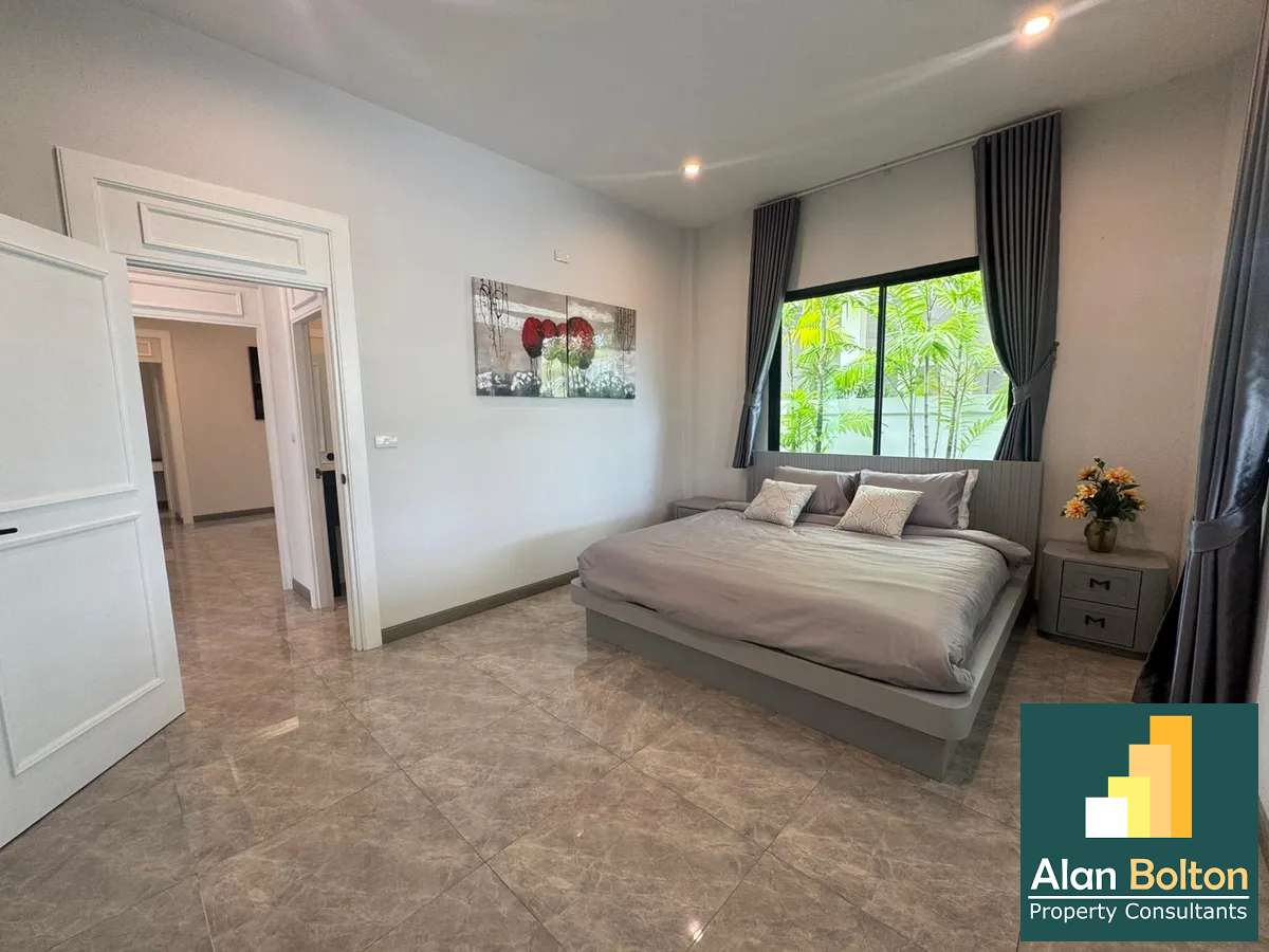 Brand New Modern 4 Bed 3 Bath Pool Villa In East Pattaya photo 10