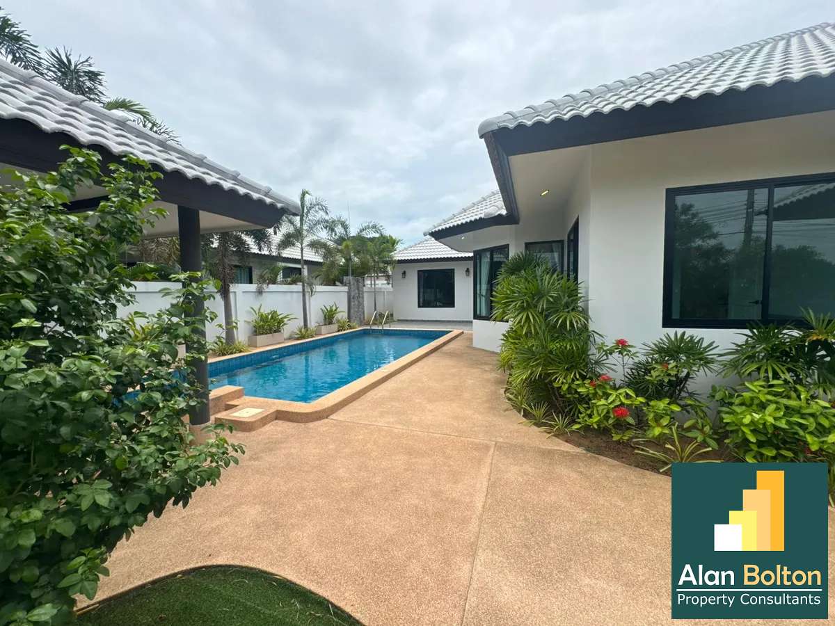 Brand New Modern 4 Bed 3 Bath Pool Villa In East Pattaya photo 15