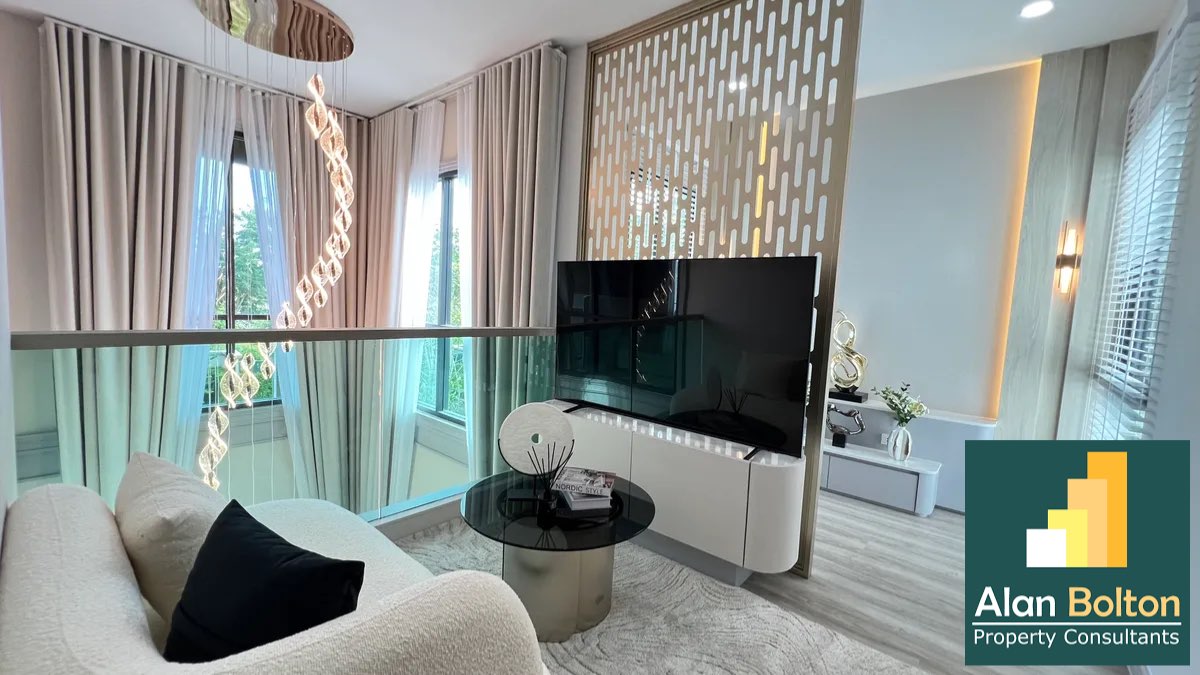 Luxury 4 bedrooms 5 bathrooms in East Pattaya photo 20