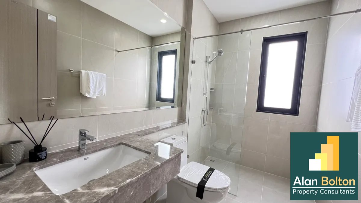 Modern Elegance 3 Bedrooms 4 Bathrooms in East Pattata photo 15