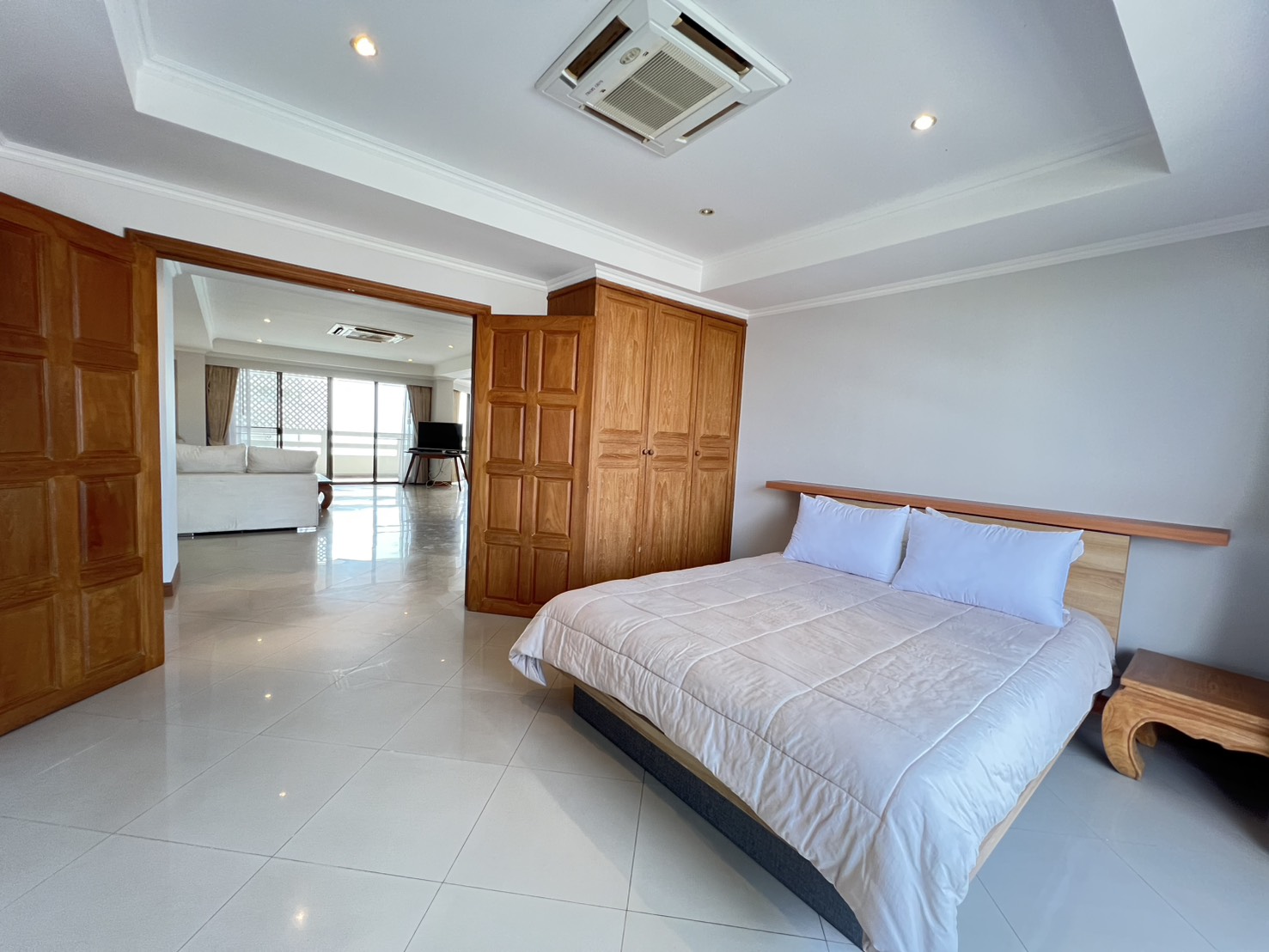 Pool Villa 12 Bedrooms 14 Bathrooms in Jomtien photo 30