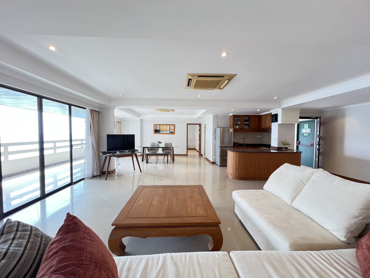 Pool Villa 12 Bedrooms 14 Bathrooms in Jomtien photo 37