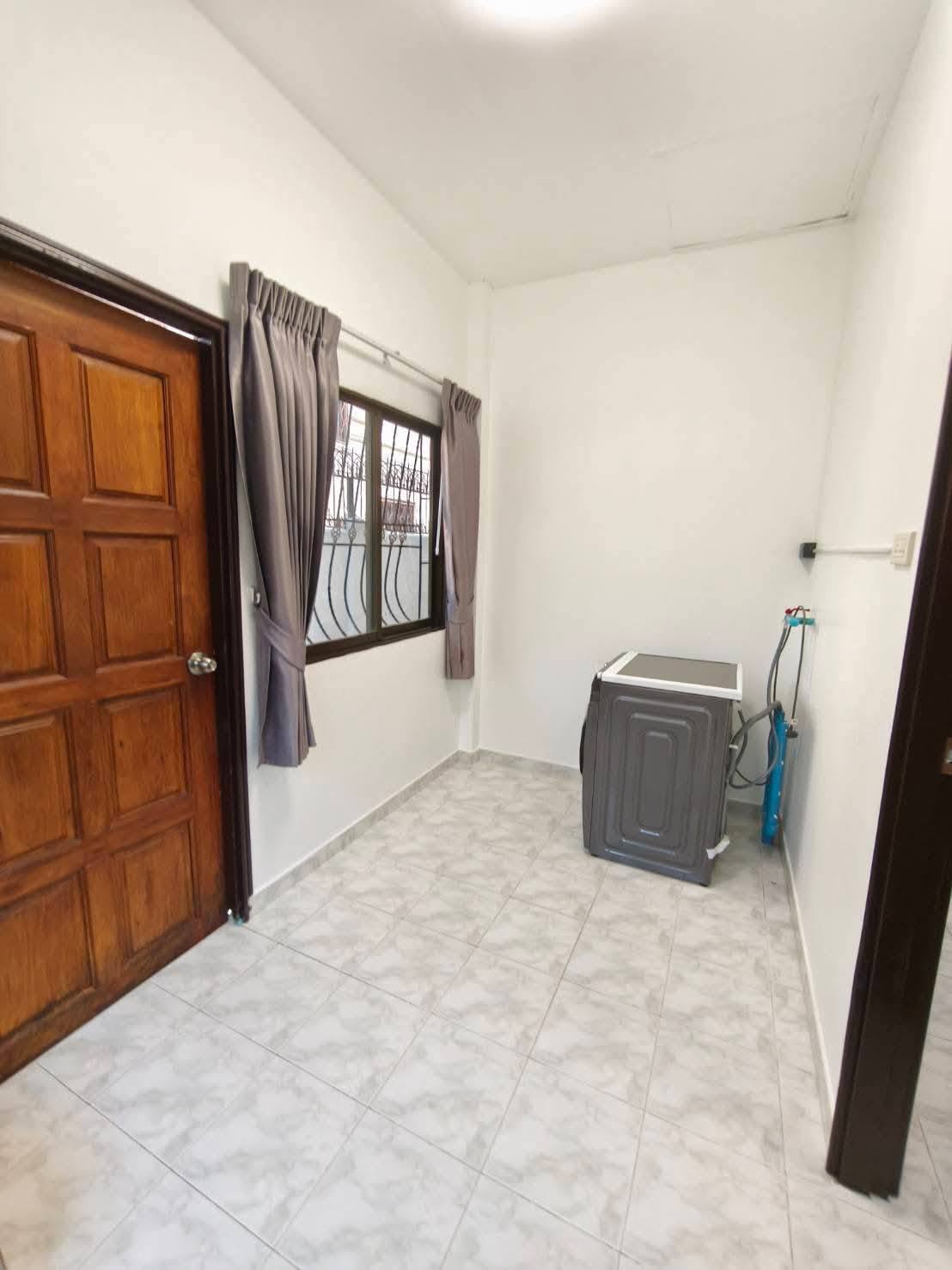 House For Rent Near Dontan Beach photo 38