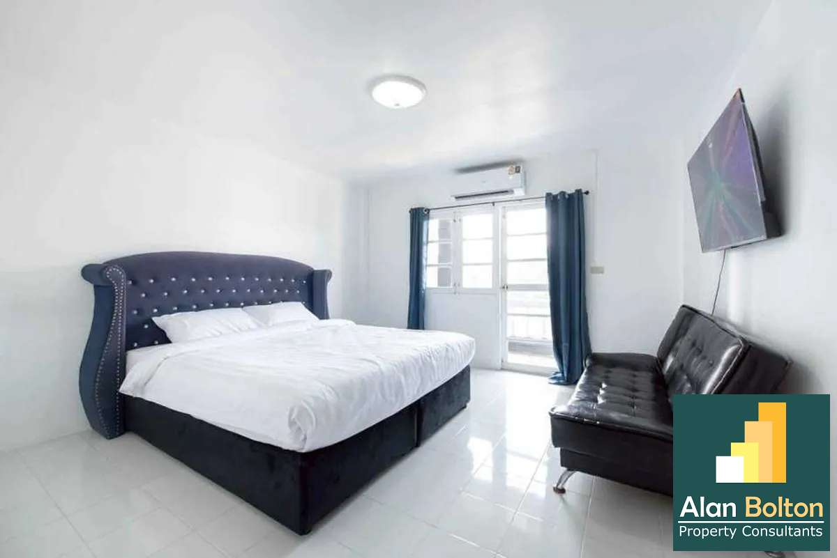 Pool Villa 12 Bedrooms 14 Bathrooms in Jomtien photo 8