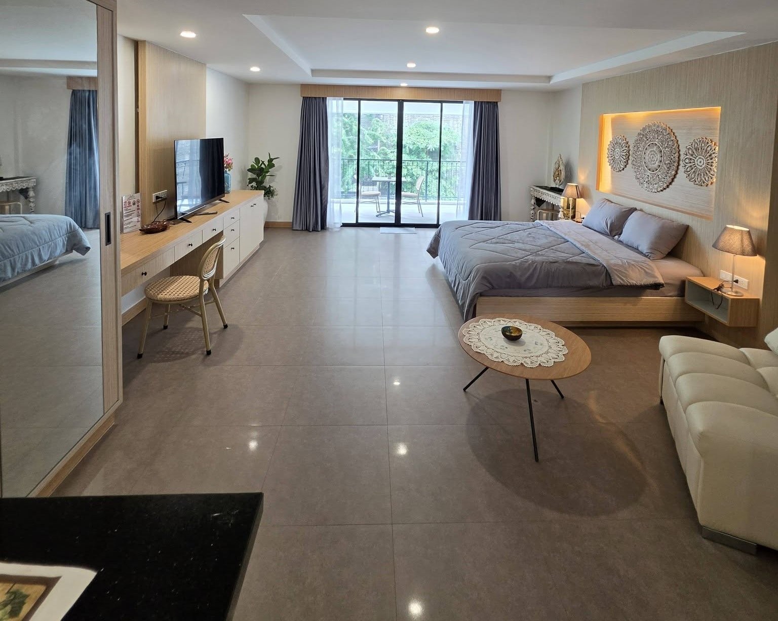 Large Apartment For Rent In Pratumnak Soi 4 photo 12