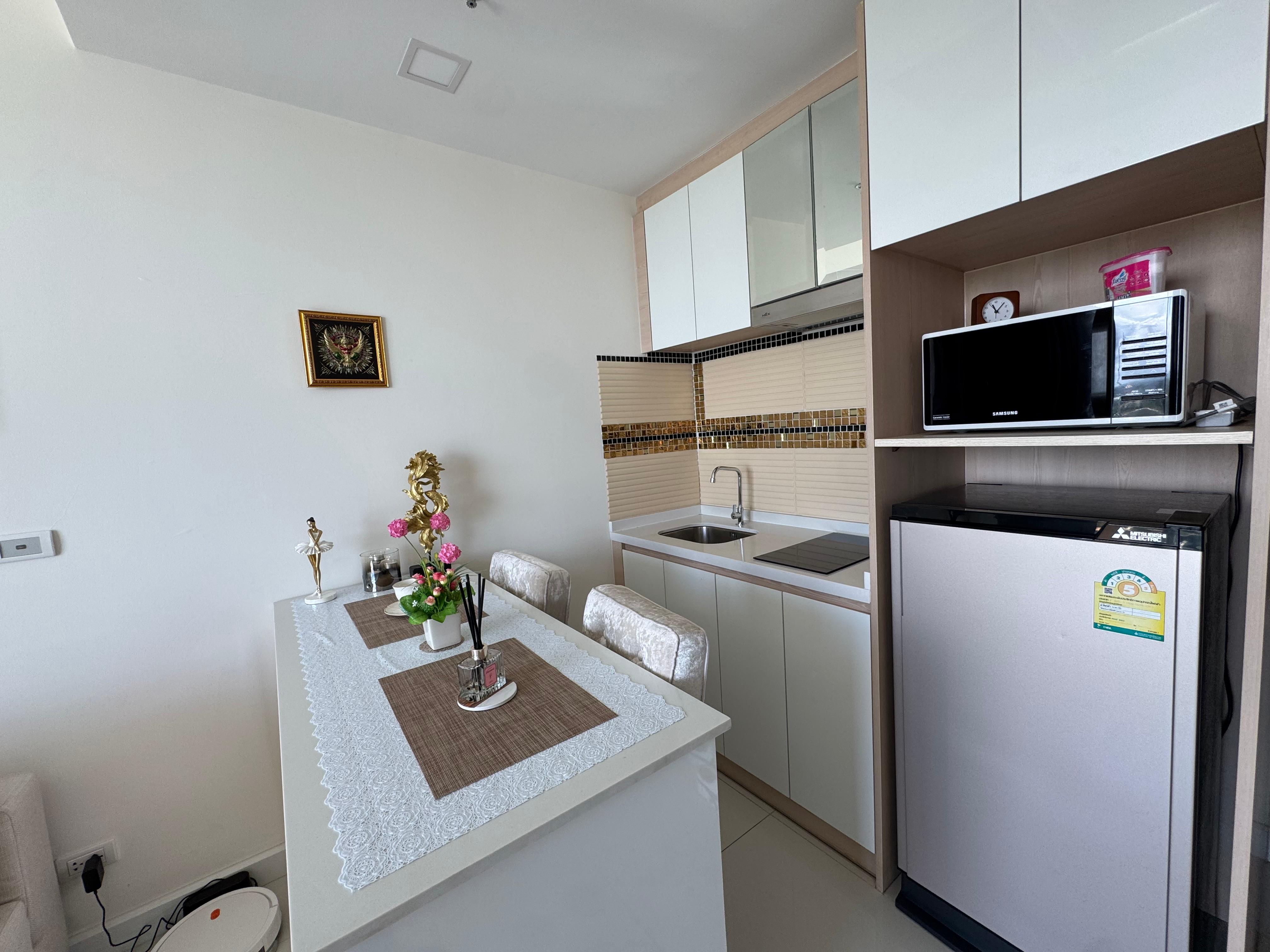Like New Beachfront Ocean View 1 Bed 1 Bath Condo In Bang Saray photo 33