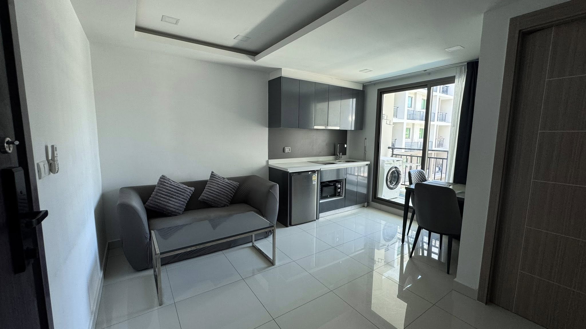 One Bedroom Condo For Rent Arcadia Continental photo 16