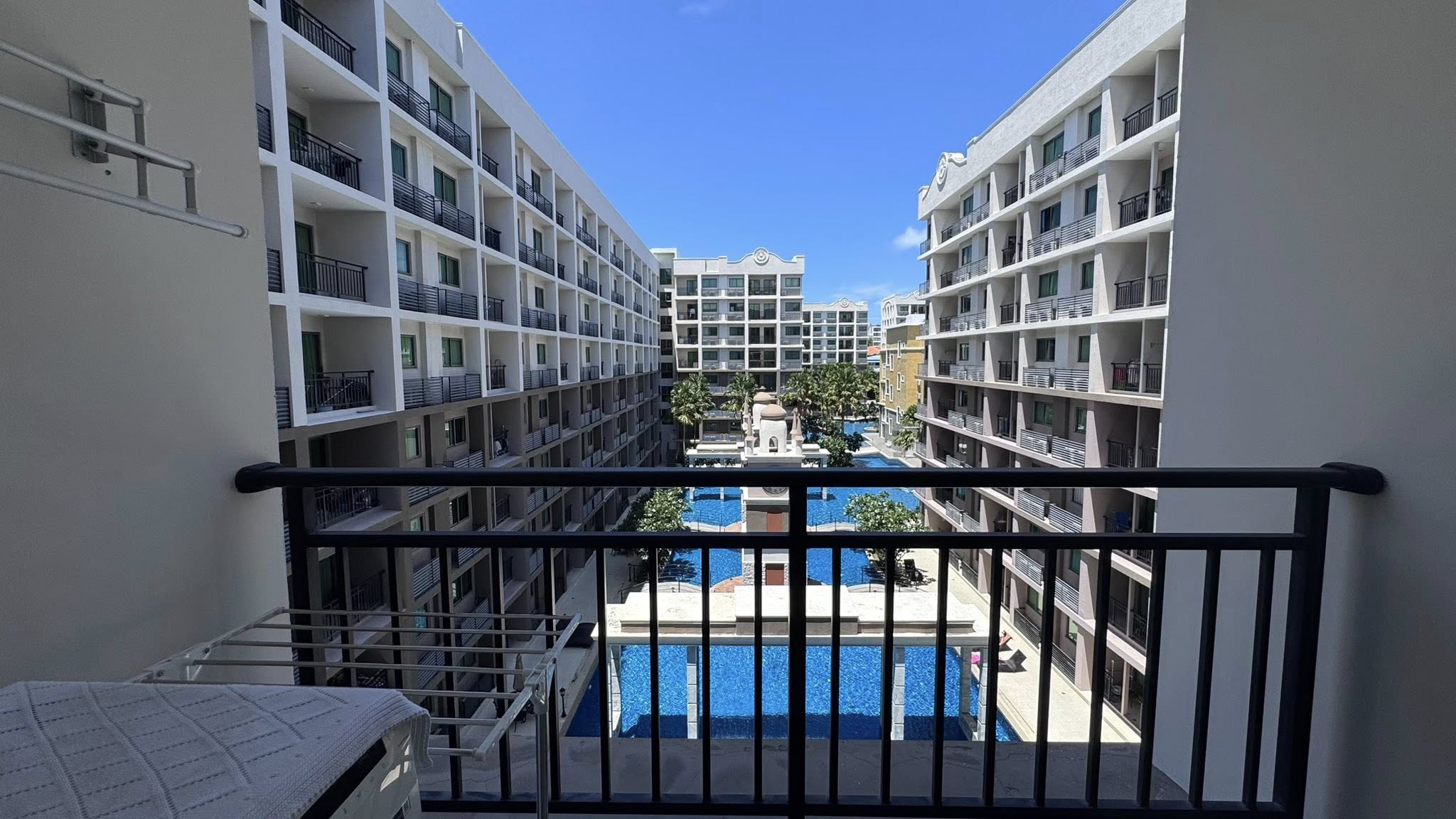 One Bedroom Condo For Rent Arcadia Continental photo 17