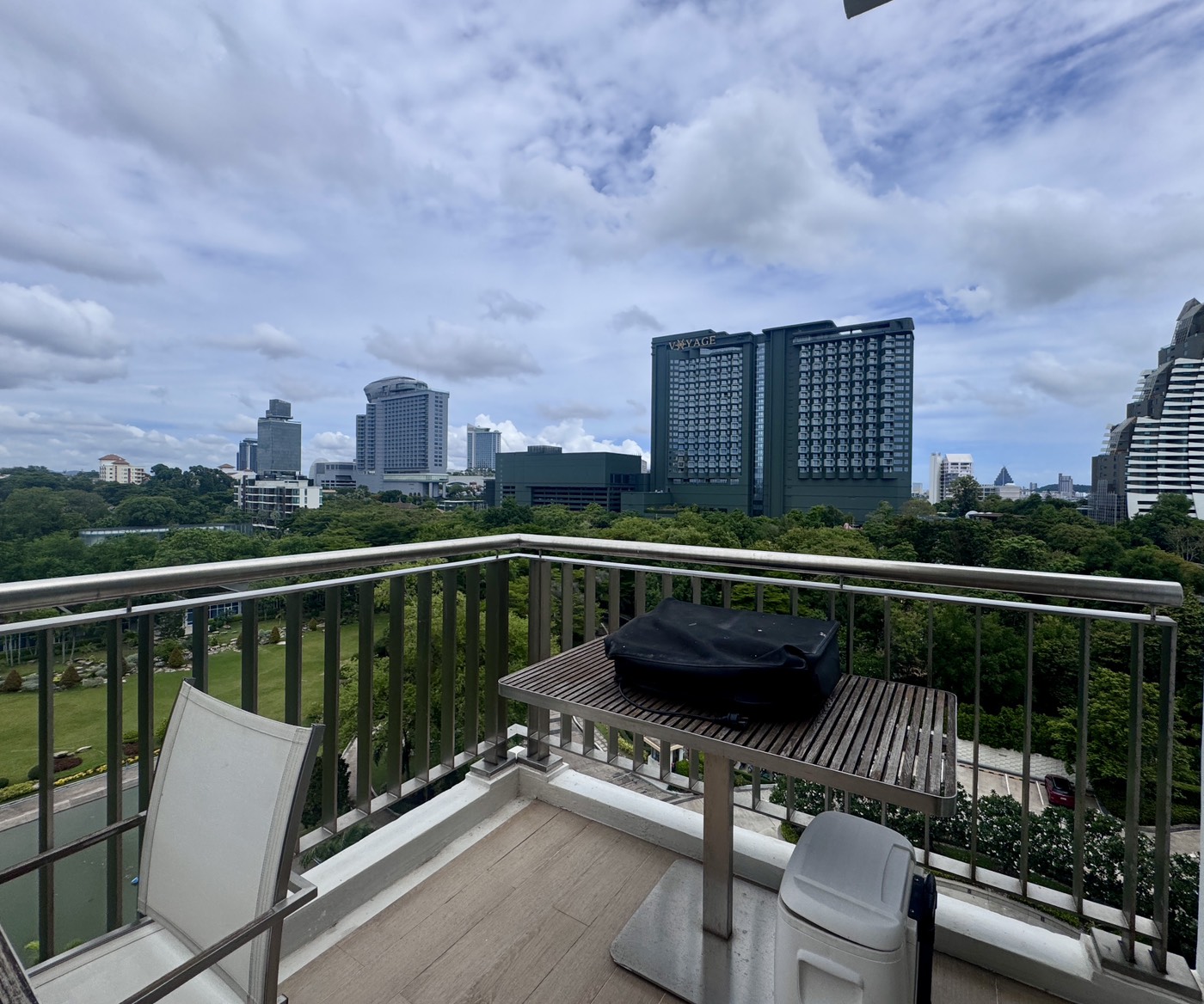 1 Bedroom 2 Bathroom in Beach front property at Wongamat beach photo 34