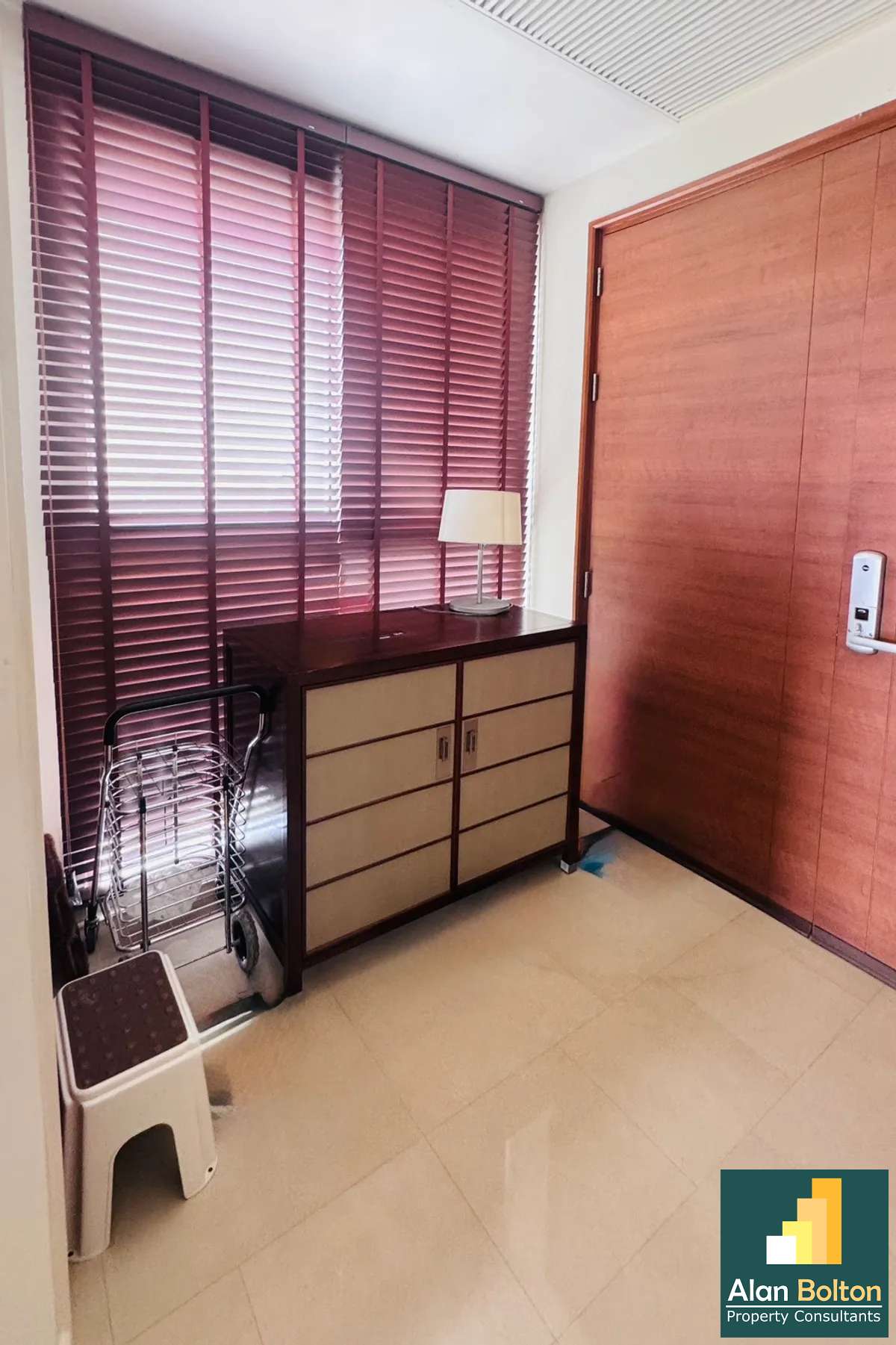 1 Bedroom 2 Bathroom in Beach front property at Wongamat beach photo 11