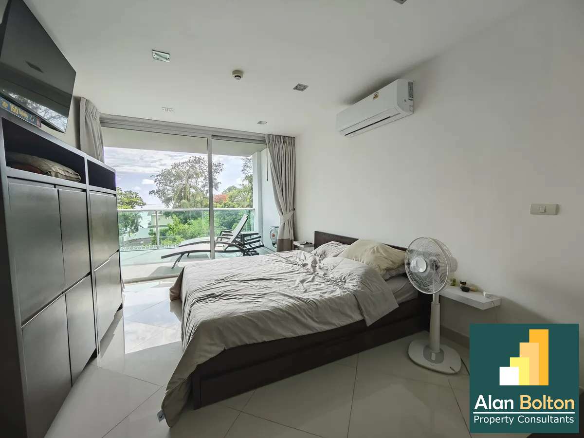 Brand New renovated 2 Bed condo For Sale , In Wongamat photo 5