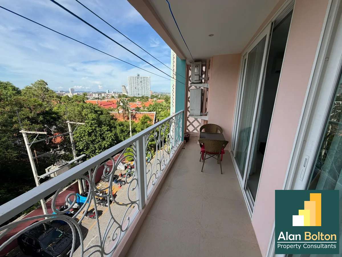 Spacious Two Bed Two-Bathroom Unit in Popular Jomtien Condo