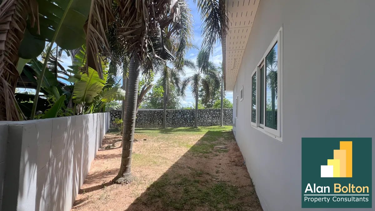 Three Bed Two Bath Pool Villa in East Pattaya photo 6