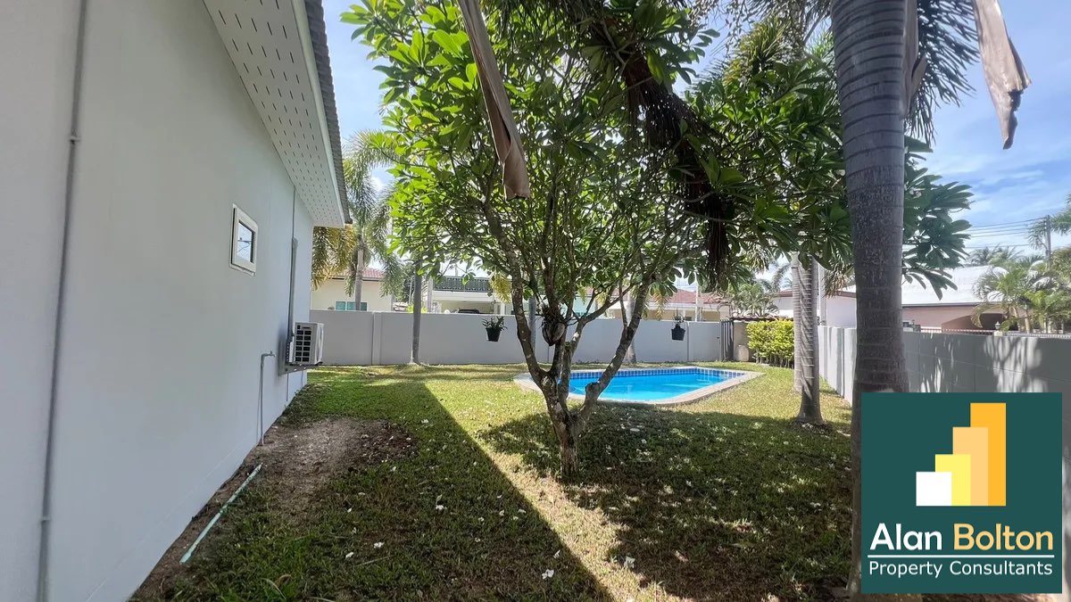 Three Bed Two Bath Pool Villa in East Pattaya photo 7