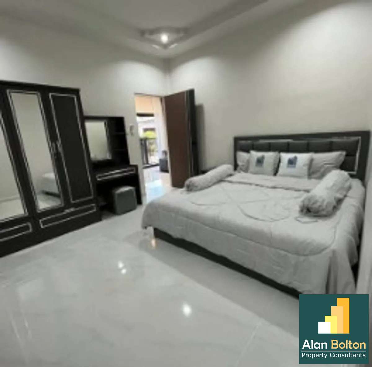 Private House House with Pet Friendly (small dog only) 2 bedrooms 2 bathrooms in Siam Country Club for RENT photo 6
