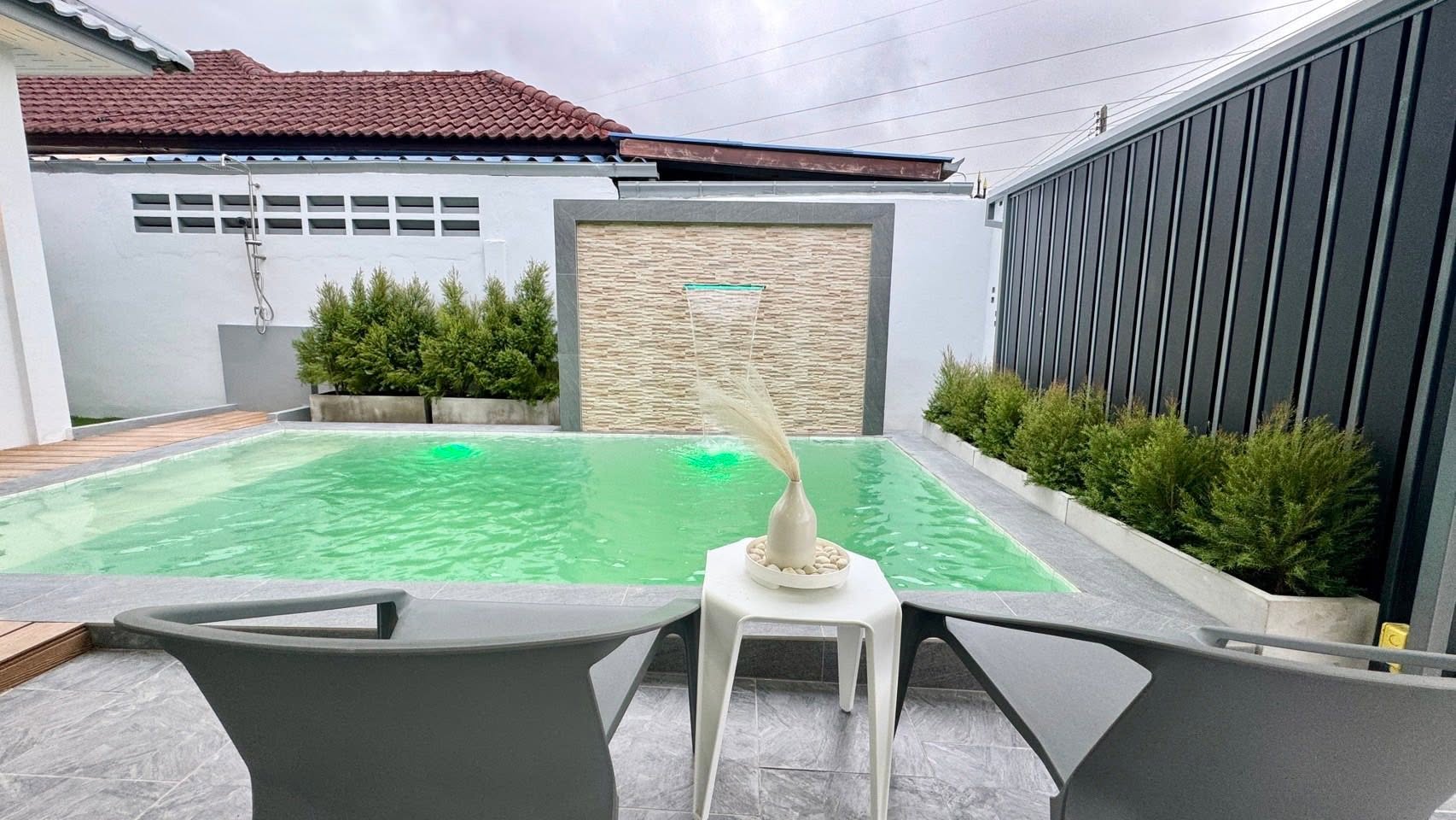 Luxury Brand New Pool Villa 4 bedrooms 6 bathrooms in Mabprachan Lake for SALE/RENT photo 73