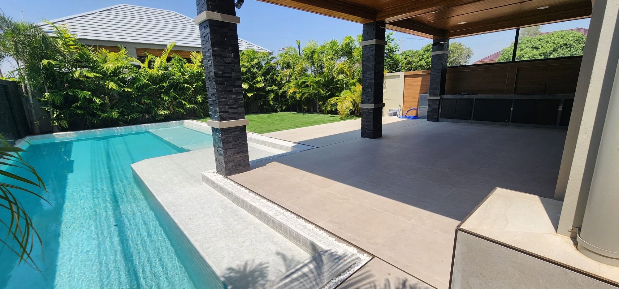 Luxury Brand New Pool Villa 4 bedrooms 6 bathrooms in Mabprachan Lake for SALE/RENT photo 86