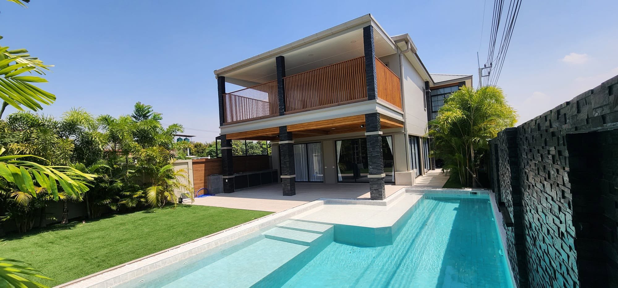 Luxury Brand New Pool Villa 4 bedrooms 6 bathrooms in Mabprachan Lake for SALE/RENT photo 88