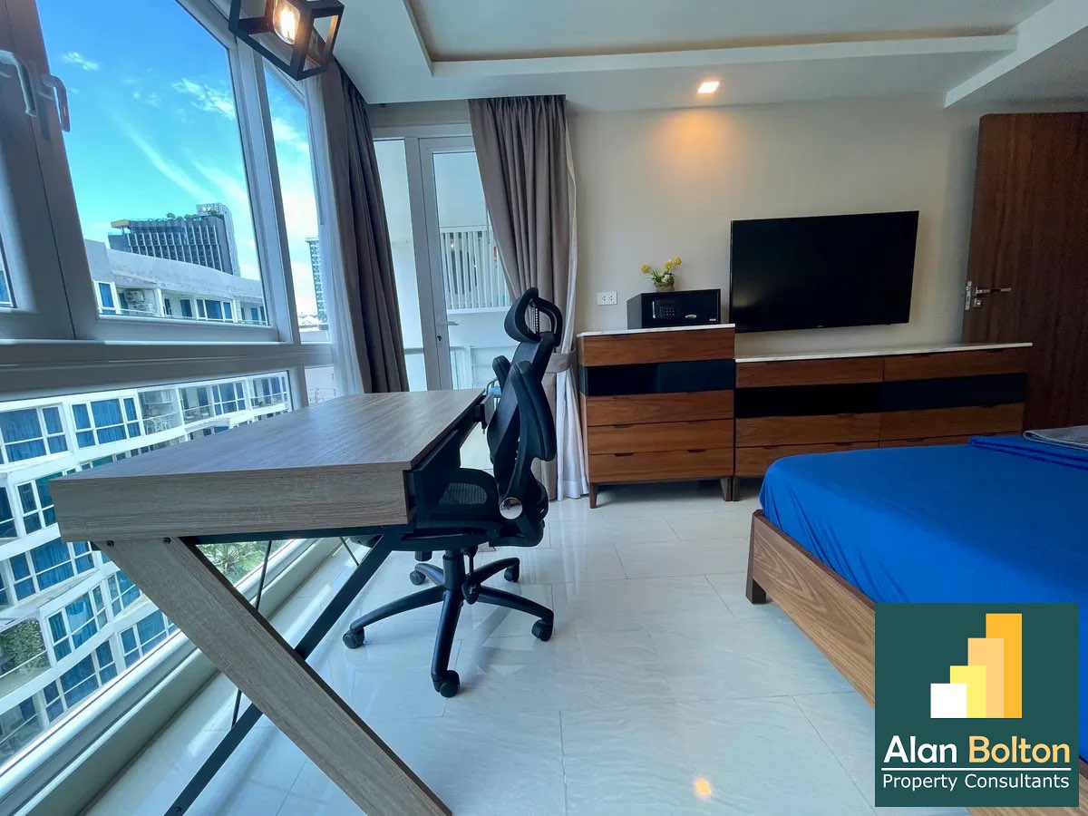 Pool View 2 Bed 2 Bath Condo In Central Pattaya photo 16