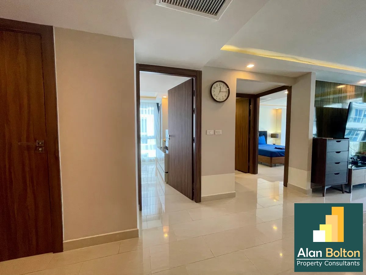 Pool View 2 Bed 2 Bath Condo In Central Pattaya photo 6