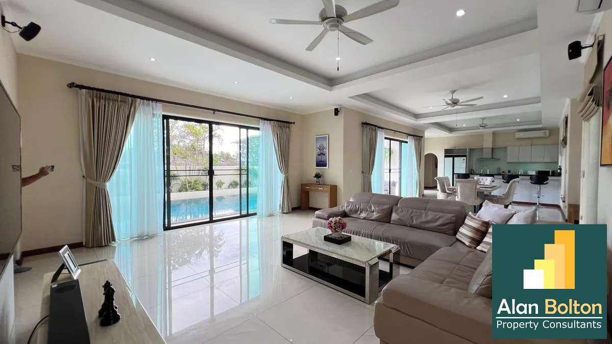 Luxury pool villa 4 Bedrooms 5 Bathrooms in Mapprachan photo 11