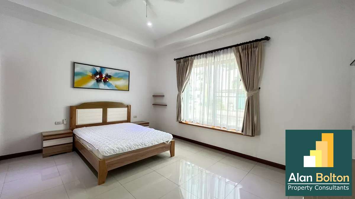 Luxury pool villa 4 Bedrooms 5 Bathrooms in Mapprachan photo 14