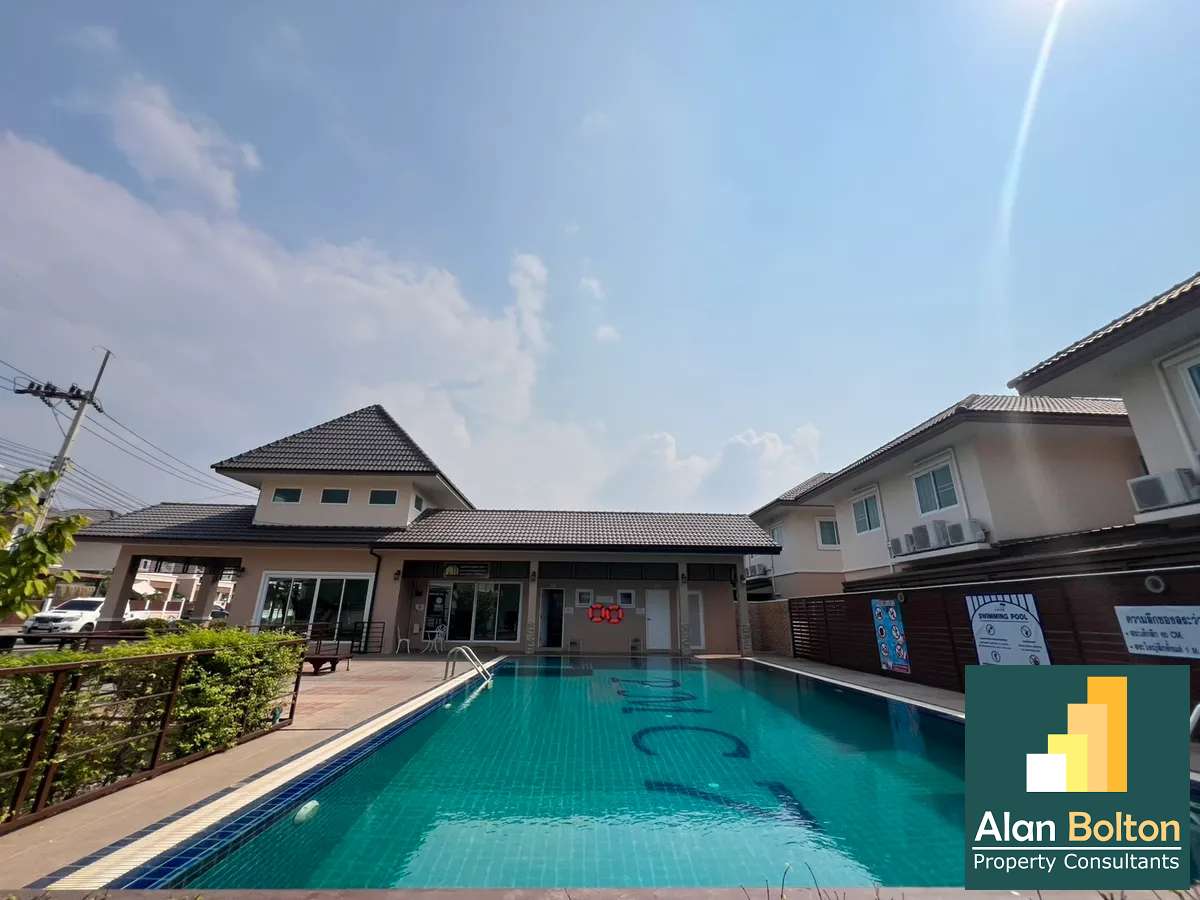 2 Storey House 3 Bedrooms 3 Bathrooms in East Pattaya photo 3