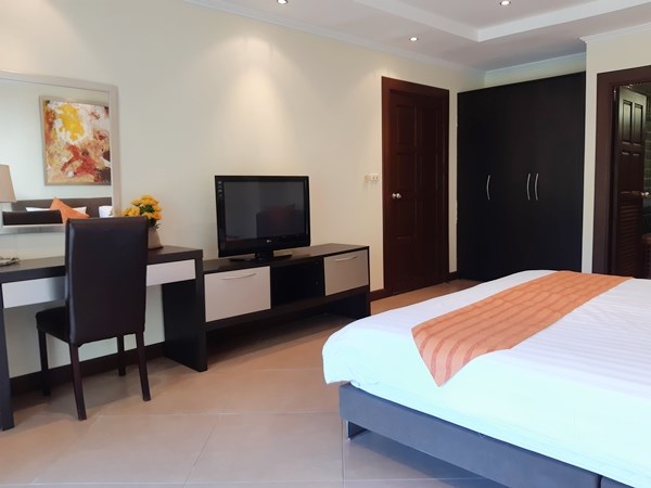 Jomtien Complex Bare Office Unit, Jomtien photo 19
