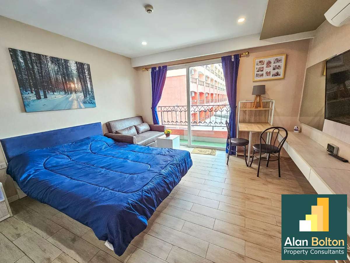 Studio in jomtien seven seas for rent photo 7