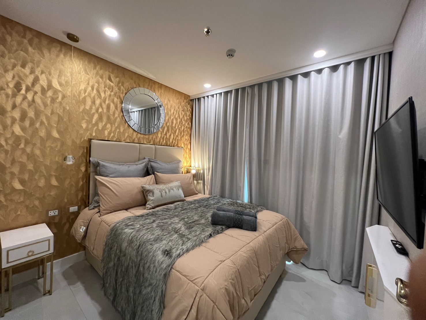 4 bedroom 5 bathroom in Thappraya soi 11 photo 24