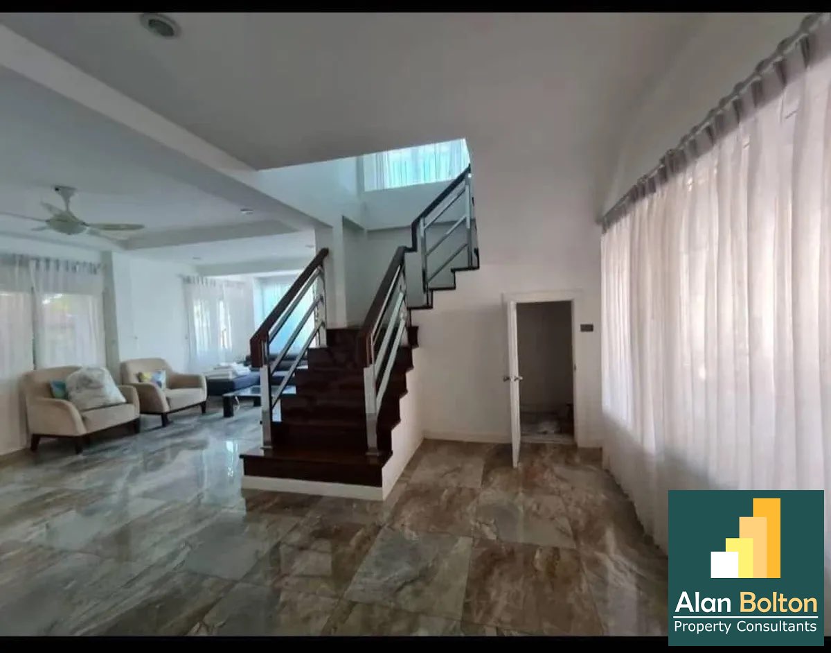JUST IN A nice 2 - Storey House with private pool for Sale and Rent with Pets friendly photo 6