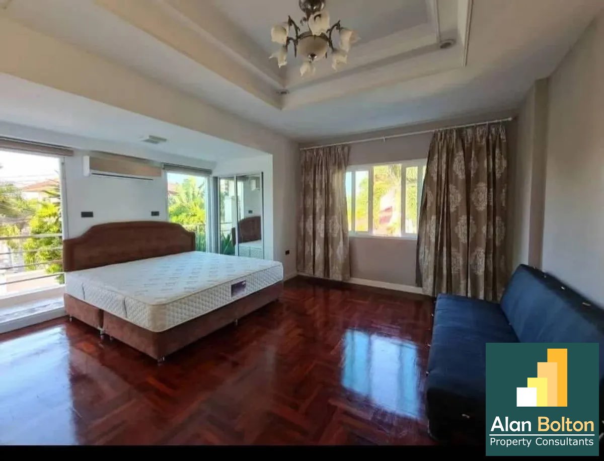 JUST IN A nice 2 - Storey House with private pool for Sale and Rent with Pets friendly photo 9