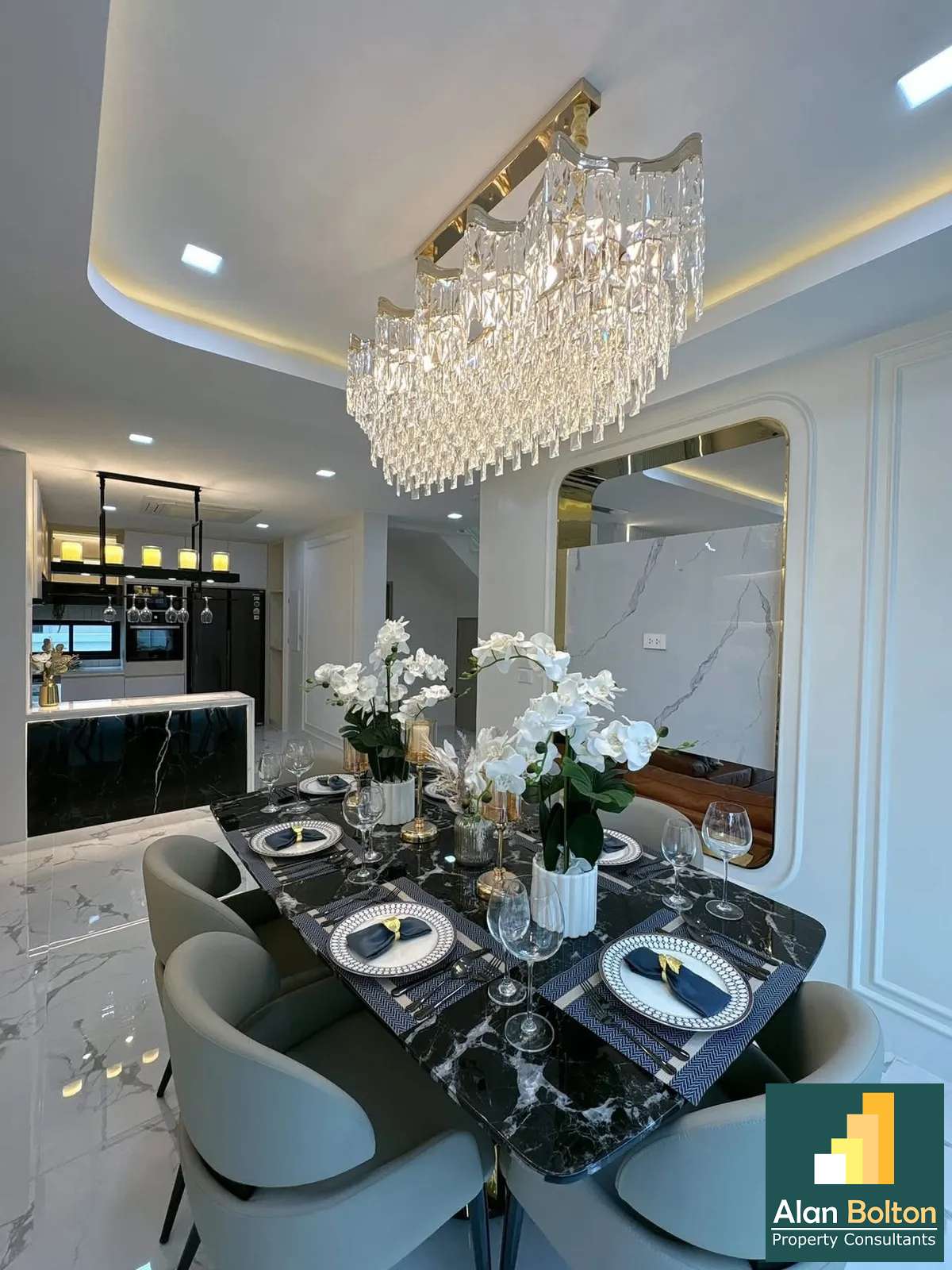 Pool Villa Newly Renovatged Brand New near Jomtien Beach 5 bedrooms 6 bathroom in Jomtien for SALE photo 13