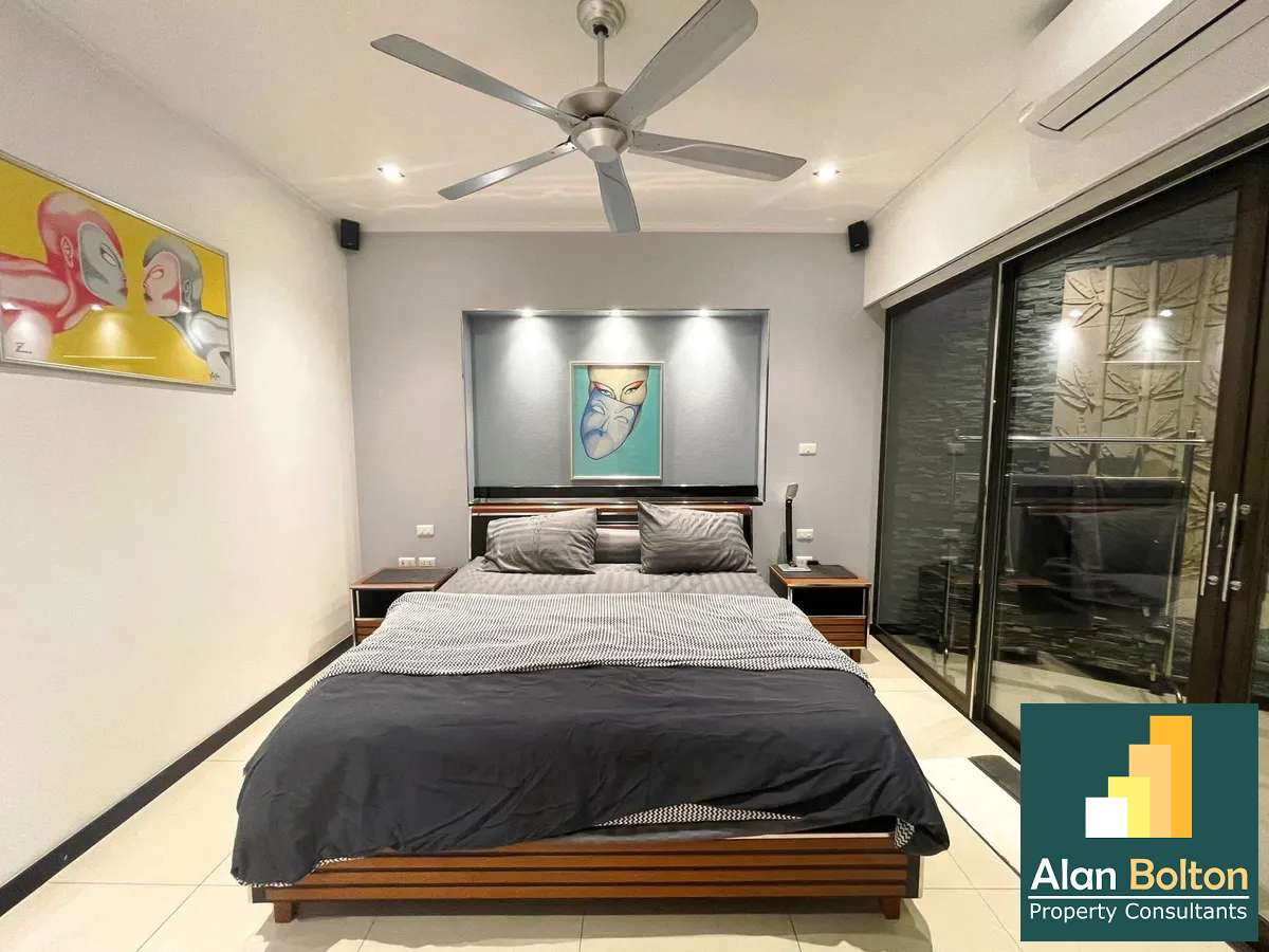 Sea View large unit near the beach 2 bedrooms 2 bathrooms in View Talay 3 for RENT photo 8